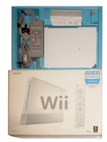 Wii Console + 1 Controller (White) (Boxed)
