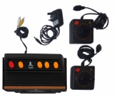 Atari 2600 Console + 2 Controllers (Flashback 4)