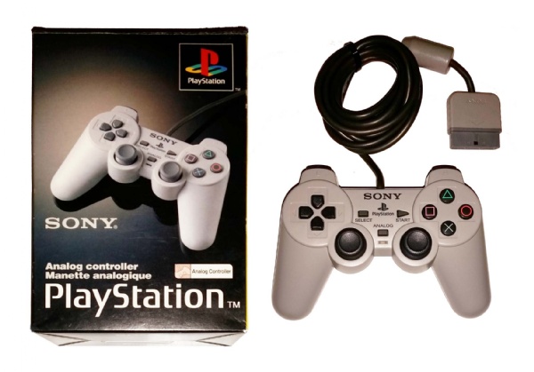 Vintage Sony Playstation 1 PS1 Controller SCPH-1080 E Boxed 